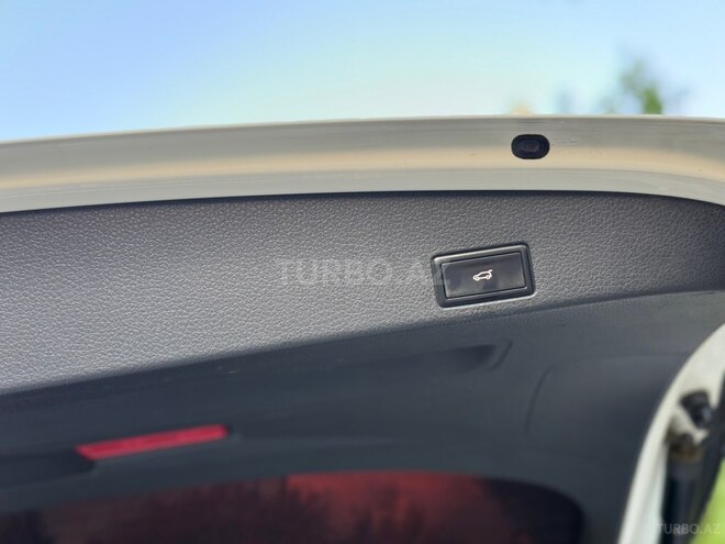 Volkswagen Touareg-17