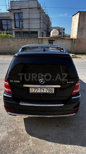 Mercedes GL 550 4MATIC-4