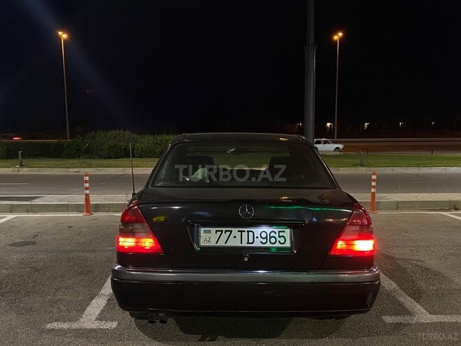 Mercedes C 220-6
