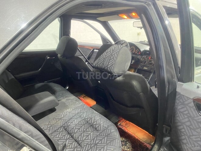 Mercedes C 220-13