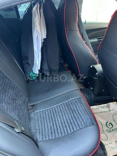 Chevrolet Cruze-5