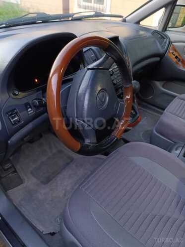Lexus RX 300-6