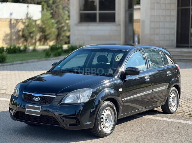 Kia Rio-2