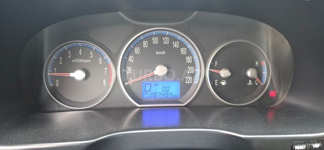 Hyundai Santa Fe-9