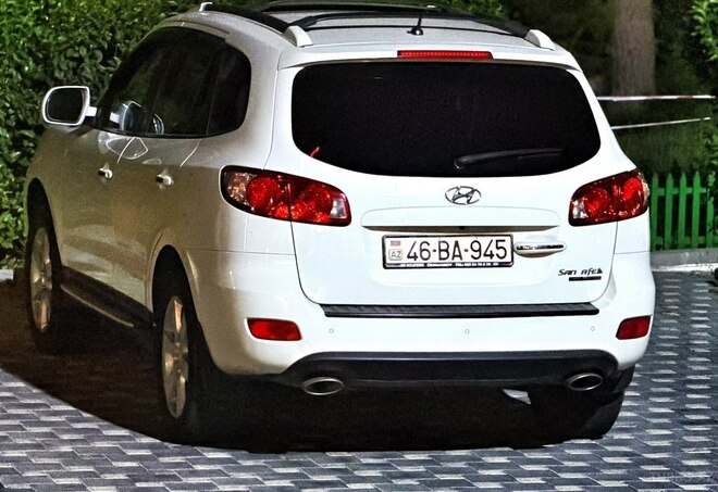 Hyundai Santa Fe-11
