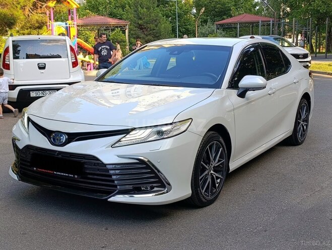 Toyota Camry-3