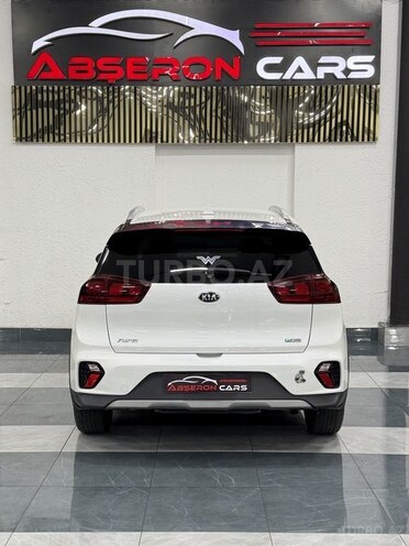 Kia Niro-12