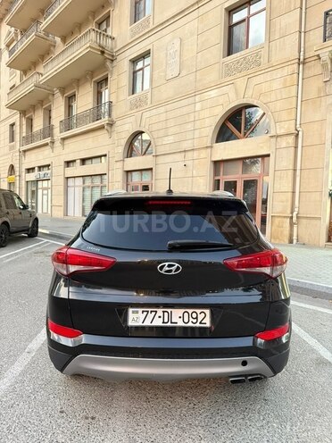 Hyundai Tucson-2