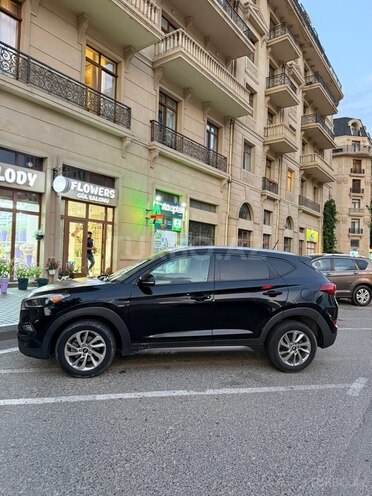 Hyundai Tucson-4