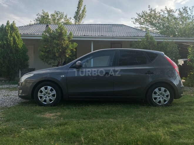 Hyundai i30-6