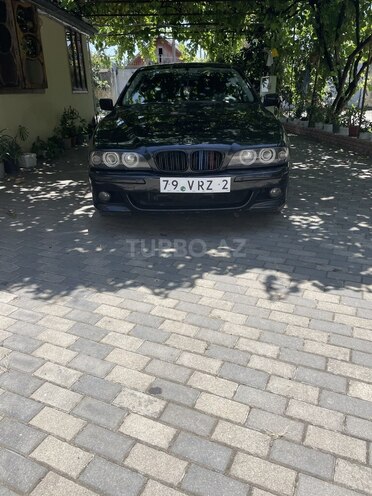 BMW 320-1