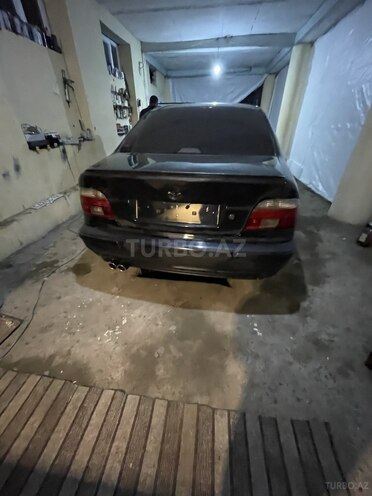 BMW 320-2