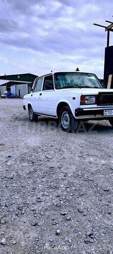 LADA (VAZ) 2107-2