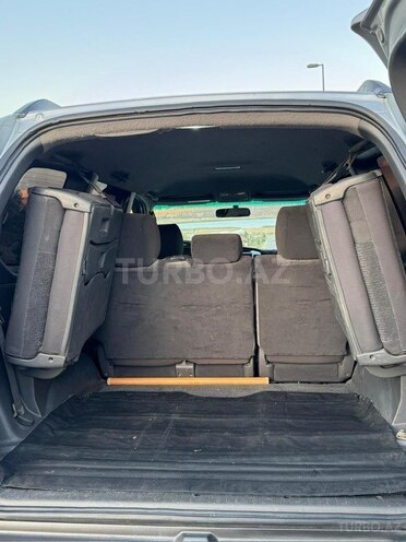 Toyota Land Cruiser Prado-9