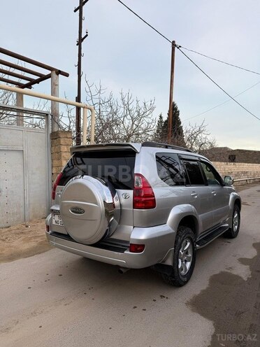 Toyota Land Cruiser Prado-7