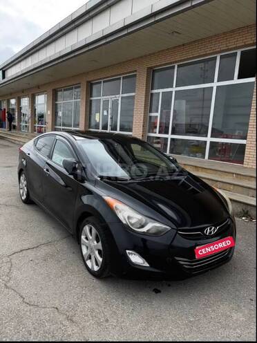 Hyundai Elantra-8