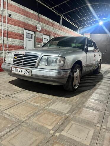Mercedes 200 E-7