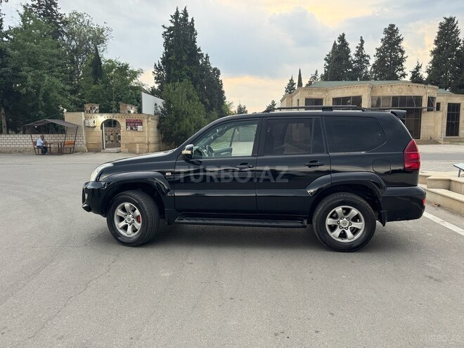 Toyota Land Cruiser Prado-7
