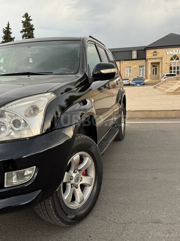 Toyota Land Cruiser Prado-16