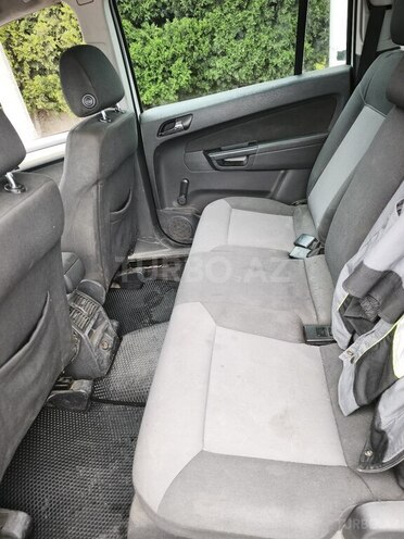 Opel Zafira-7