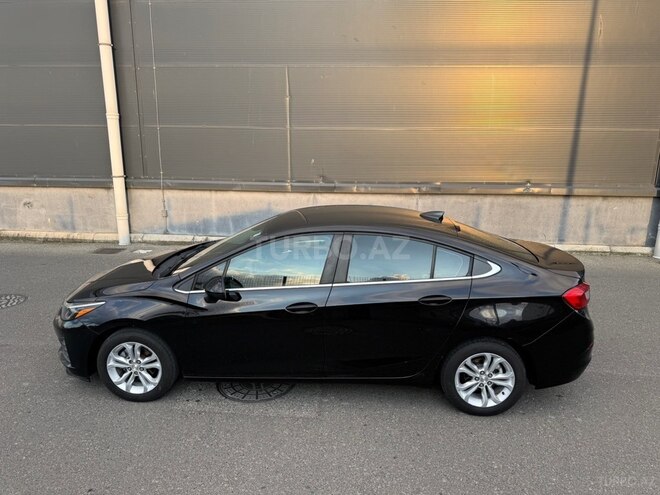 Chevrolet Cruze-14