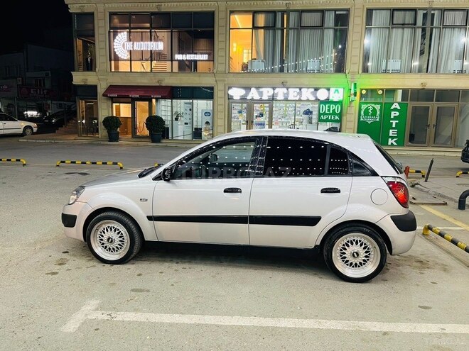 Kia Rio-6