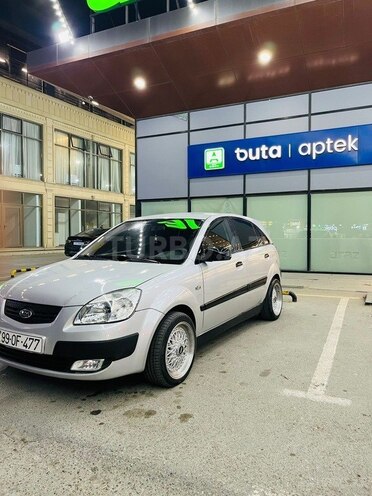 Kia Rio-5