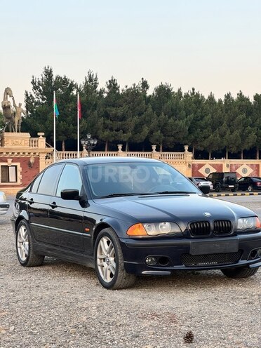 BMW 318-13