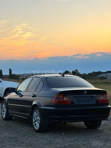 BMW 318-6