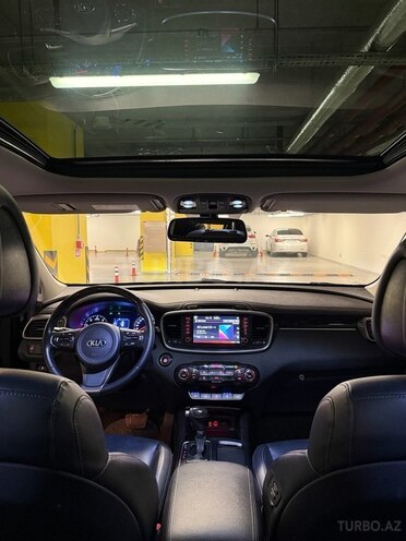 Kia Sorento-5