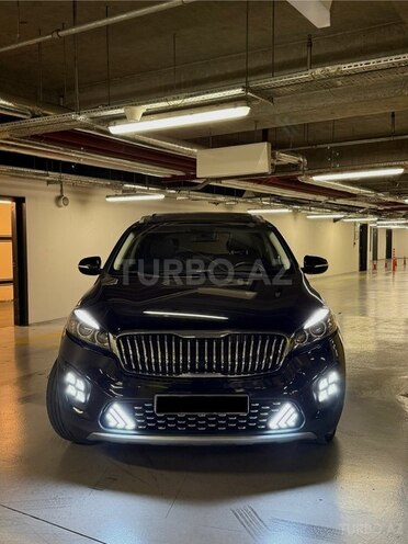 Kia Sorento-1