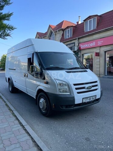 Ford Transit-1