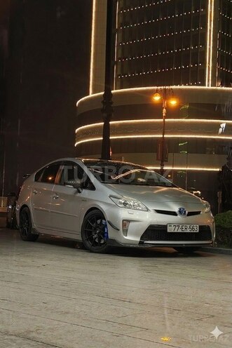 Toyota Prius-15