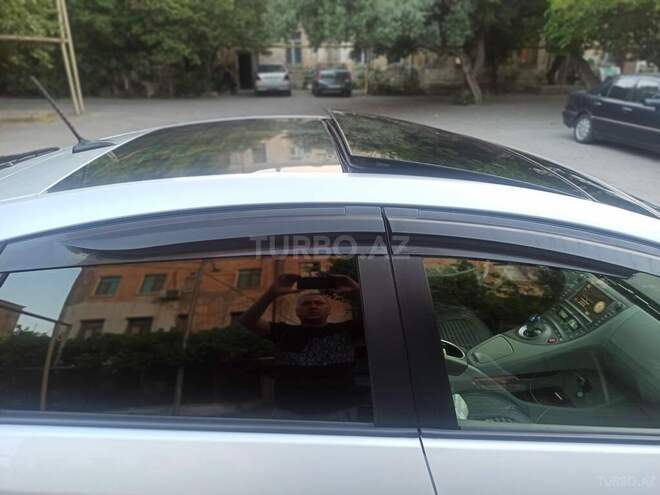 Toyota Prius-9