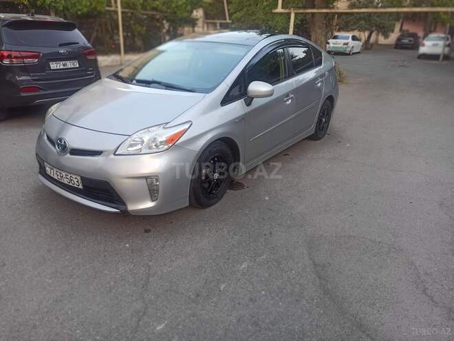 Toyota Prius-1