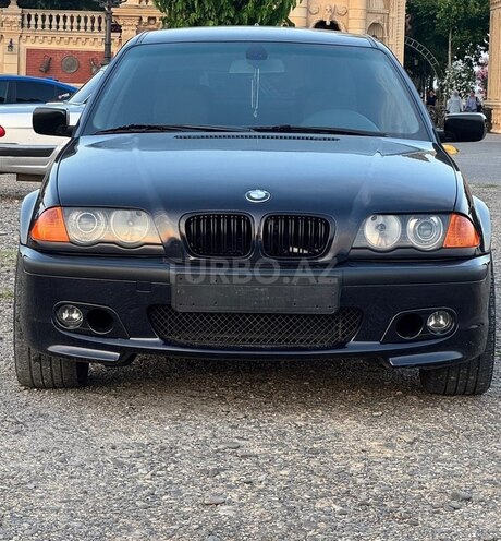 BMW 318-2