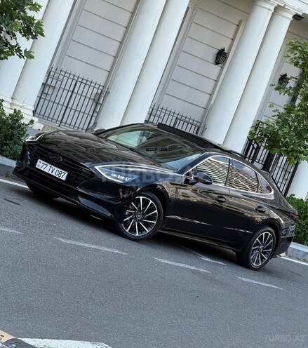Hyundai Sonata-5