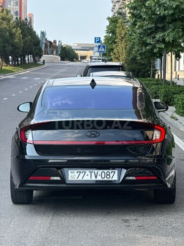 Hyundai Sonata-9