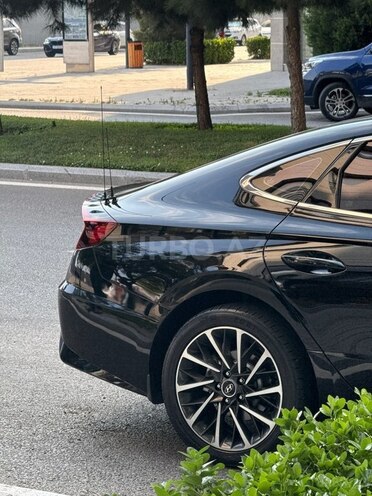 Hyundai Sonata-12