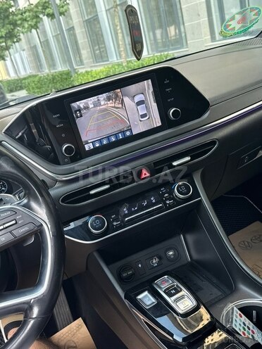 Hyundai Sonata-17