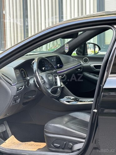 Hyundai Sonata-14
