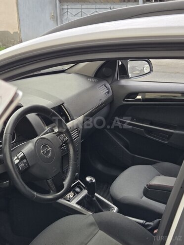 Opel Astra-8