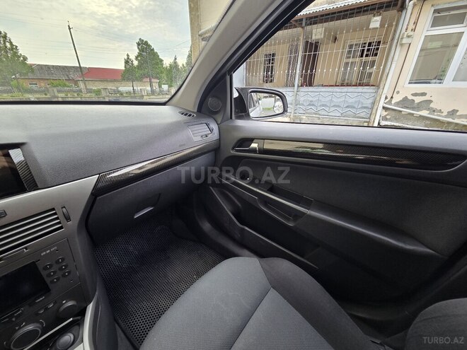 Opel Astra-10