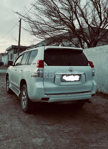 Toyota Land Cruiser Prado-2