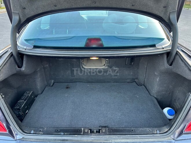 Mercedes E 230-8
