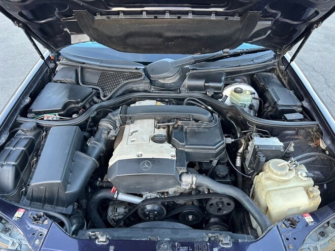 Mercedes E 230-16