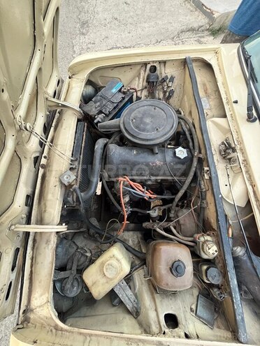 LADA (VAZ) 2106-4