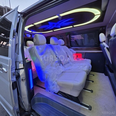 Mercedes Vito 115 CDI-9