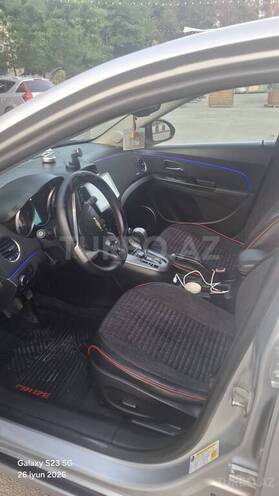 Chevrolet Cruze-6