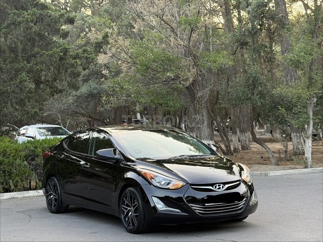 Hyundai Elantra-10